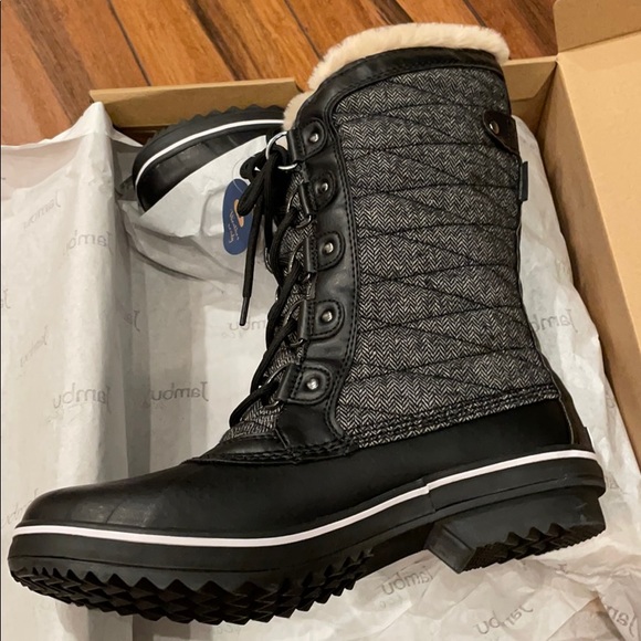 Winter boot - Picture 8 of 11